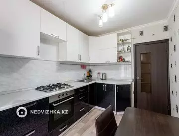 2-комнатная квартира, этаж 2 из 5, 52 м², миниатюра 4