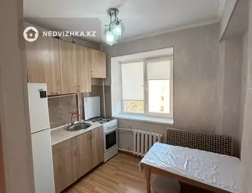 2-комнатная квартира, этаж 4 из 5, 52 м²
