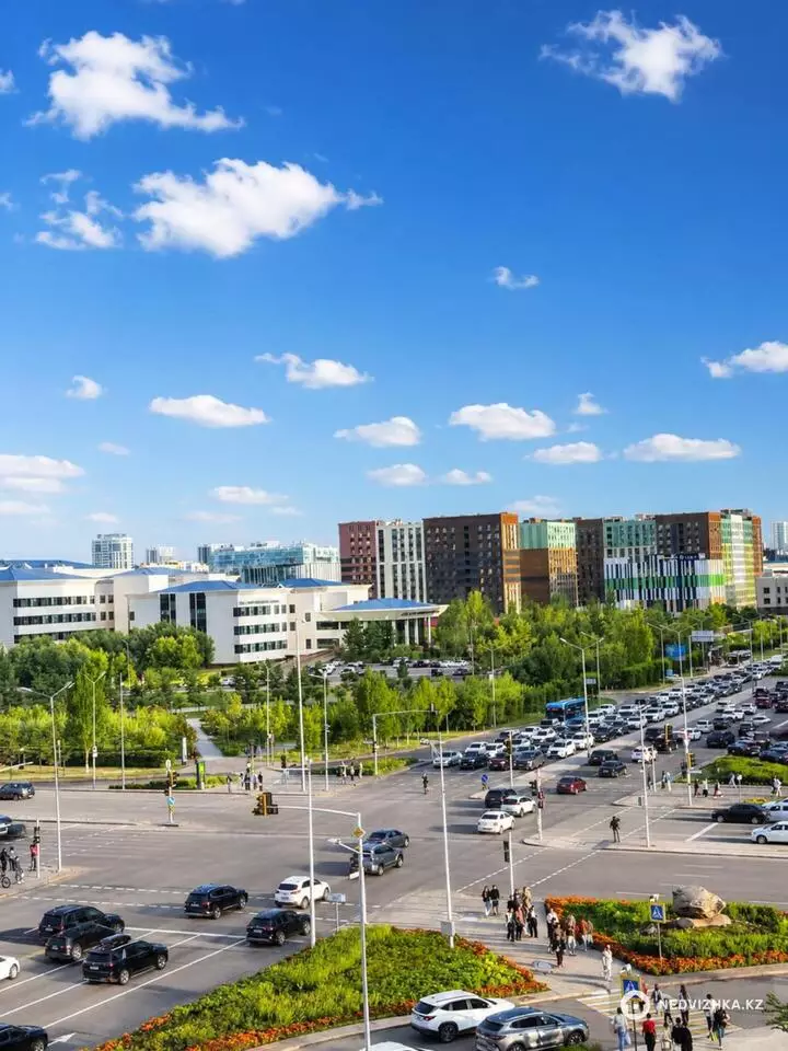 2-комнатная квартира, этаж 5 из 16, 55 м², фотография 3