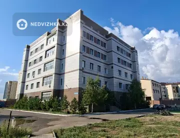 3-комнатная квартира, этаж 3 из 5, 95 м², миниатюра 1