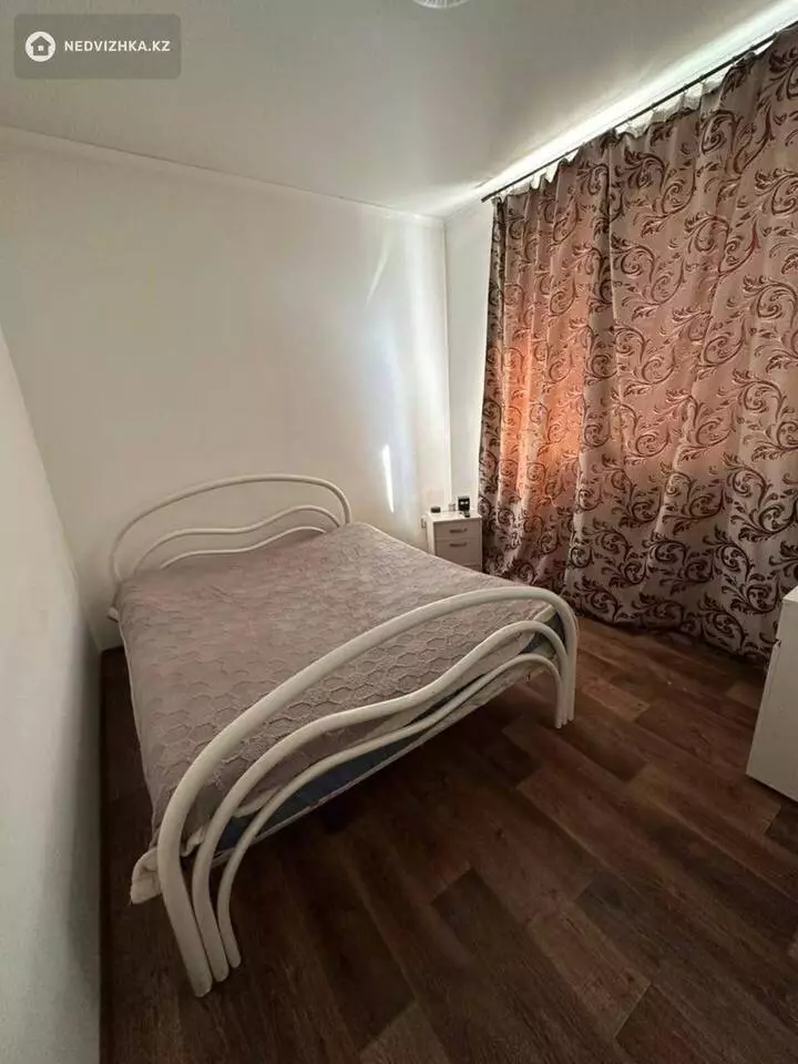 2-комнатная квартира, этаж 12 из 12, 60 м², фотография 2