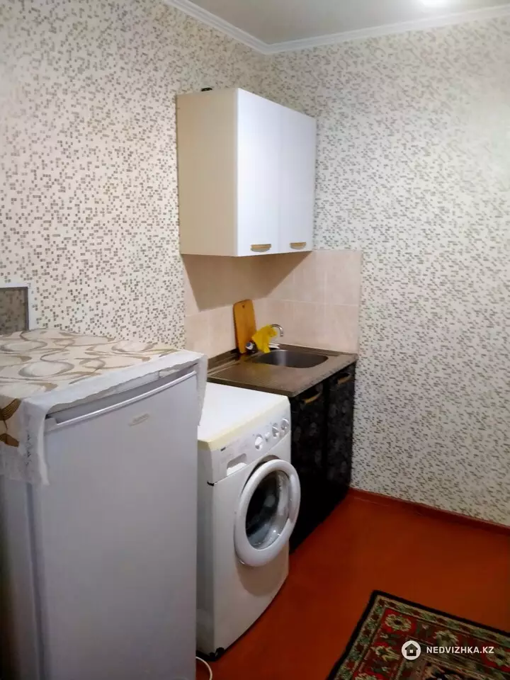 1-комнатная квартира, этаж 3 из 5, 32 м², По часам, 3-фотосурет