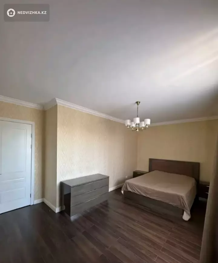 3-комнатная квартира, этаж 6 из 6, 115 м², фотография 3
