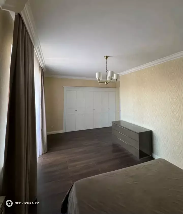3-комнатная квартира, этаж 6 из 6, 115 м², фотография 2