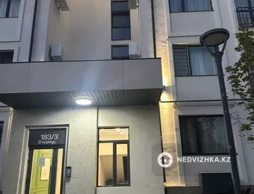 2-комнатная квартира, этаж 4 из 6, 74 м², миниатюра 4
