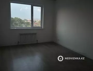 2-комнатная квартира, этаж 4 из 6, 74 м², миниатюра 7