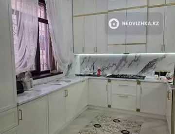 6-комнатный дом, 8 соток, 230 м²