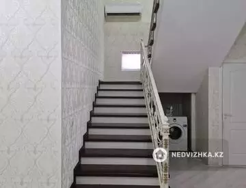 6-комнатный дом, 8 соток, 230 м², миниатюра 12