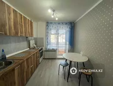 2-комнатная квартира, этаж 3 из 10, 52 м²