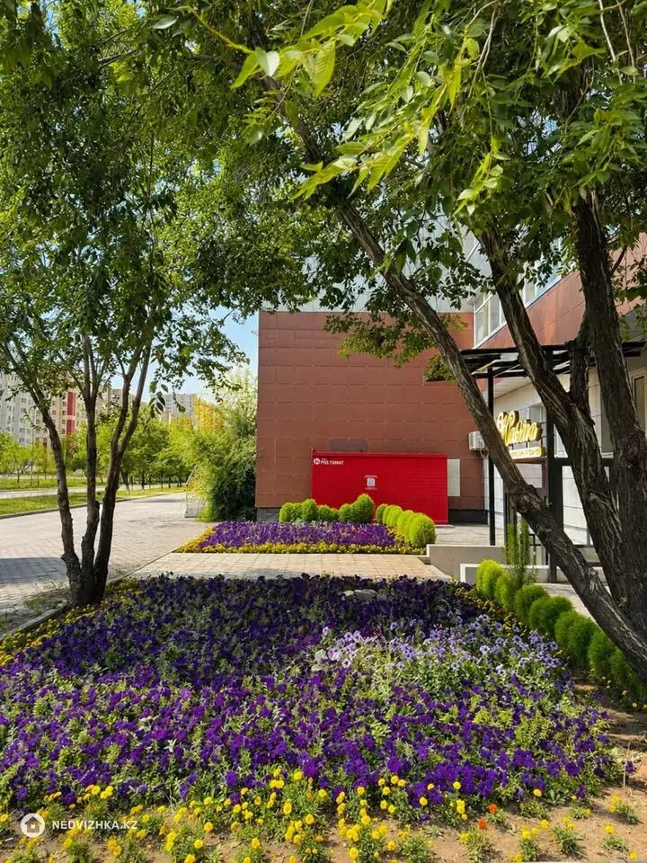 3-комнатная квартира, этаж 10 из 13, 89 м², фотография 2