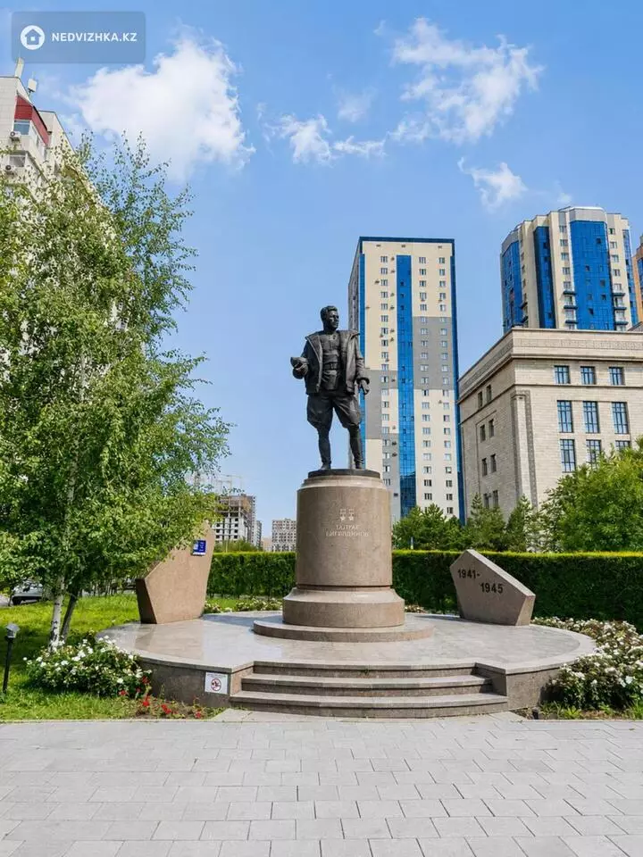 3-комнатная квартира, этаж 10 из 13, 89 м², фотография 4