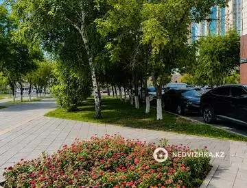 3-комнатная квартира, этаж 10 из 13, 89 м², миниатюра 9