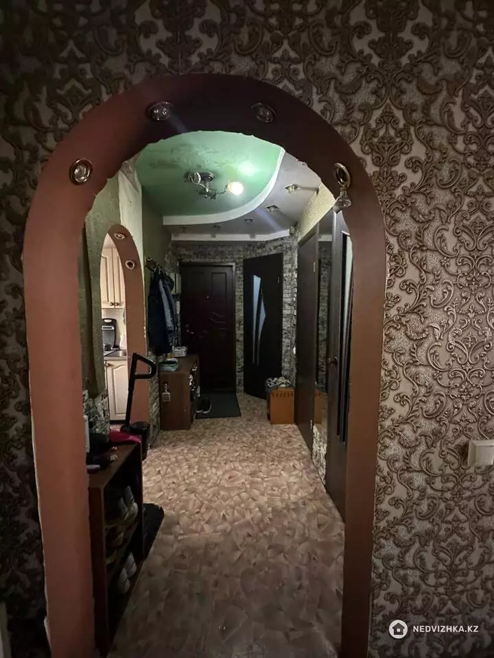 2-комнатная квартира, этаж 4 из 4, 48 м², фотография 5