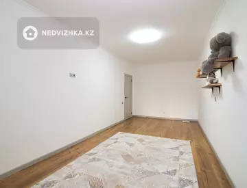 3-комнатная квартира, этаж 1 из 9, 89 м², миниатюра 9