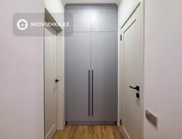 3-комнатная квартира, этаж 1 из 9, 89 м², миниатюра 11