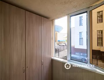 3-комнатная квартира, этаж 1 из 9, 89 м², миниатюра 10