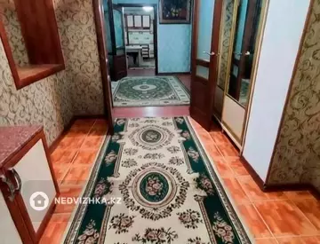 5-комнатный дом, 10 соток, 280 м², Посуточно