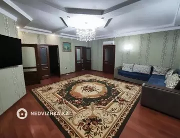 5-комнатный дом, 10 соток, 280 м², Посуточно