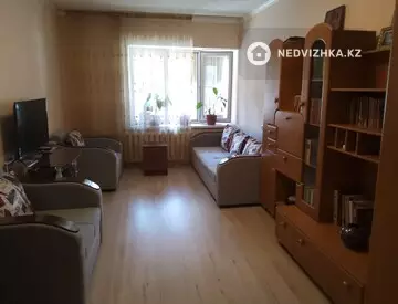 3-комнатная квартира, этаж 2 из 2, 63 м²