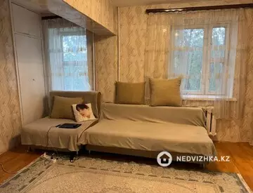 1-комнатная квартира, этаж 4 из 5, 29 м², На длительный срок