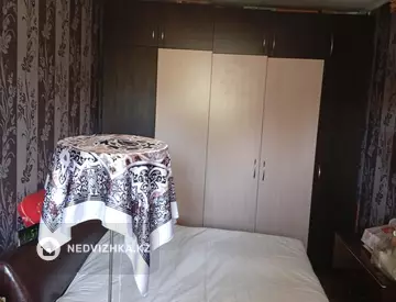 4-комнатная квартира, этаж 4 из 5, 77 м², миниатюра 6