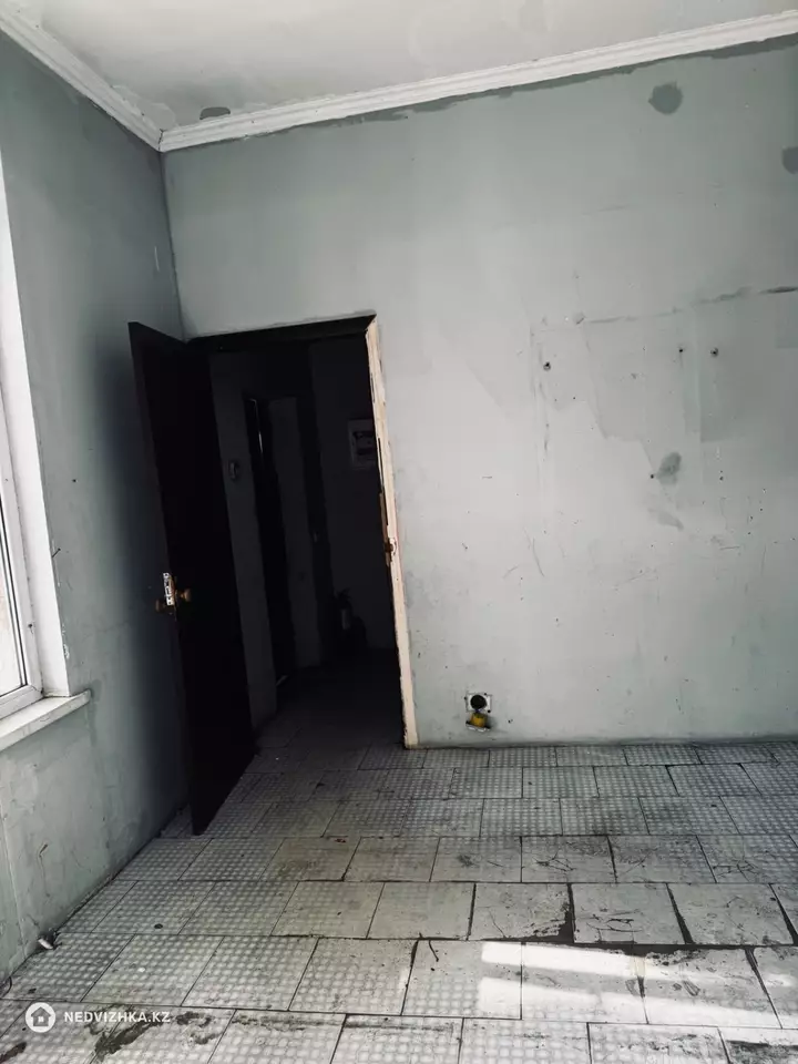 Помещение, этаж 1, 106 м²