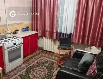 2-комнатная квартира, этаж 3 из 5, 51 м², миниатюра 6