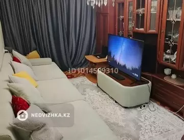 2-комнатная квартира, этаж 3 из 5, 51 м², миниатюра 2