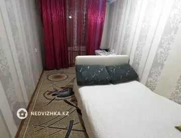 2-комнатная квартира, этаж 4 из 5, 51 м², миниатюра 1