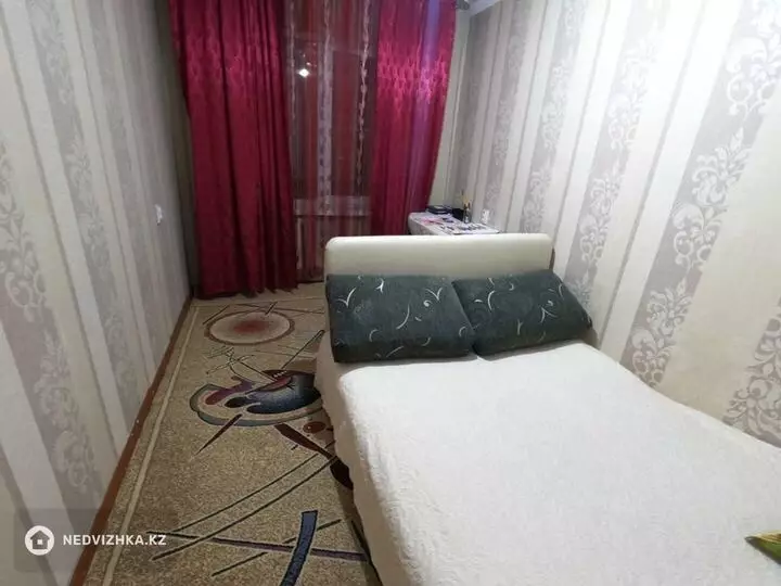 2-комнатная квартира, этаж 4 из 5, 51 м²