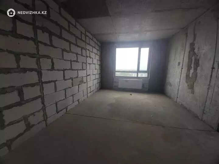 2-комнатная квартира, этаж 8 из 8, 53 м², фотография 2