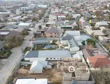 15-комнатный дом, 6 соток, 350 м²