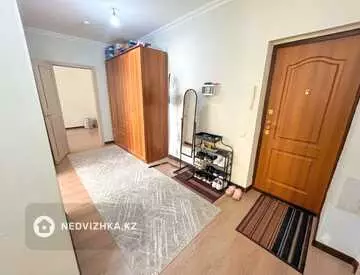 2-комнатная квартира, этаж 3 из 14, 64 м², миниатюра 6