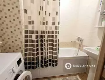 2-комнатная квартира, этаж 3 из 14, 64 м², миниатюра 7