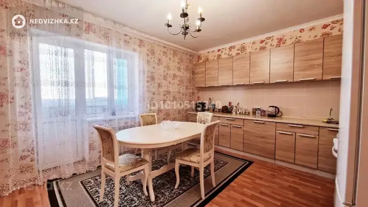 3-комнатная квартира, этаж 10 из 18, 77 м²