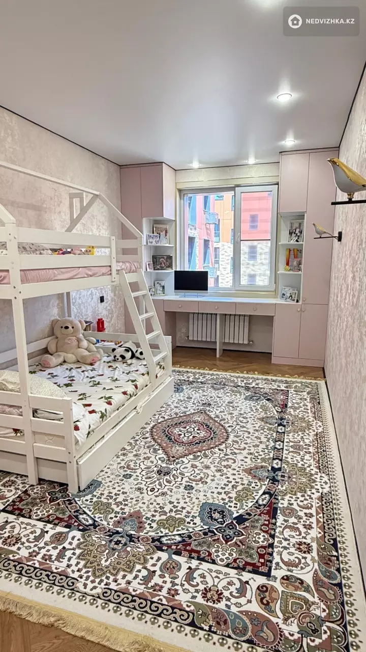 4-комнатная квартира, этаж 5 из 6, 115 м², фотография 4