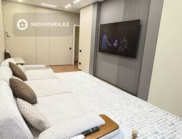 4-бөлмелі пәтер, қабат 5 барлық қабат саны 6, 115 м², 12-нобай