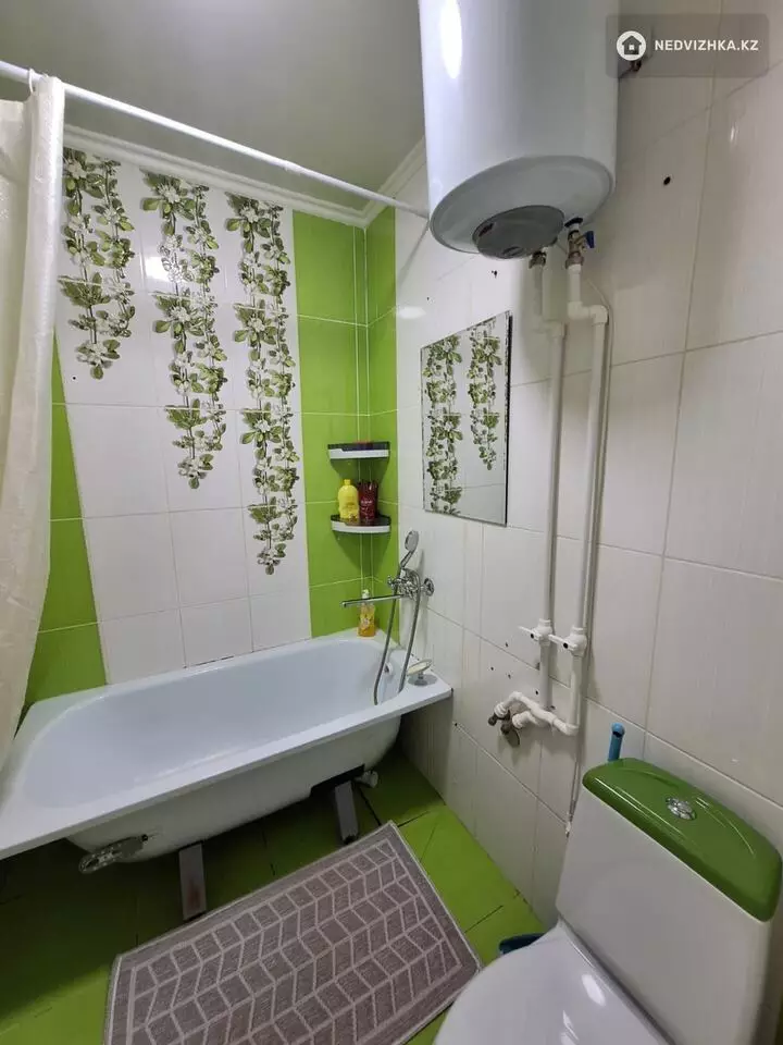 2-комнатная квартира, этаж 3 из 4, 47 м², Посуточно, фотография 2