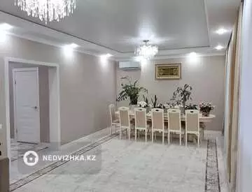 4-комнатный дом, 5 соток, 109 м²