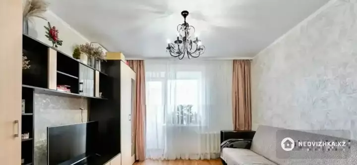 1-комнатная квартира, этаж 4 из 9, 40 м², фотография 5