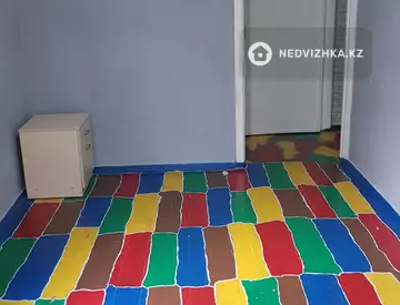 2-комнатная квартира, этаж 3 из 4, 47 м²
