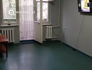 2-комнатная квартира, этаж 3 из 4, 47 м²