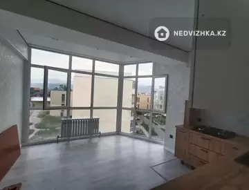 1-комнатная квартира, этаж 5 из 5, 47 м², На длительный срок