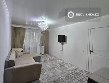 4-комнатная квартира, этаж 1 из 5, 86 м²