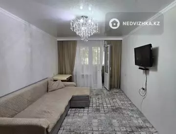 4-комнатная квартира, этаж 1 из 5, 86 м²