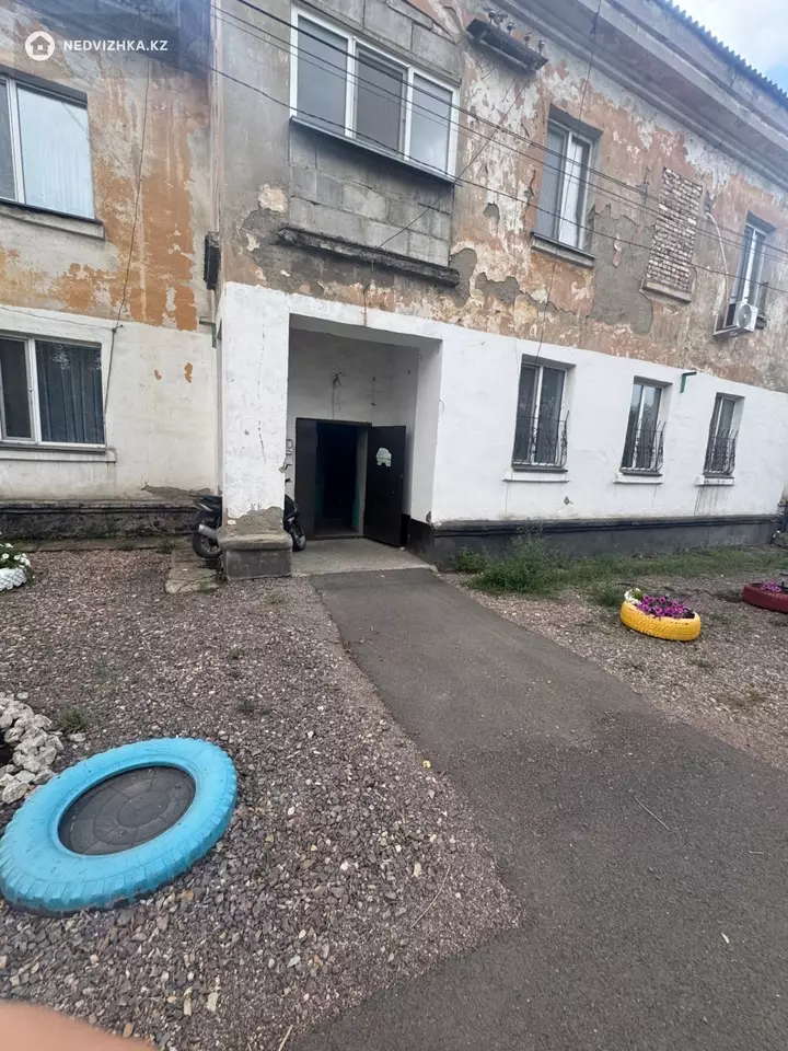 3-комнатная квартира, этаж 2 из 2, 74 м², фотография 2