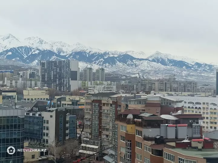 3-комнатная квартира, этаж 14 из 14, 87 м², фотография 3