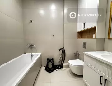 4-комнатная квартира, этаж 10 из 12, 115 м², миниатюра 3