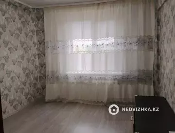 2-комнатная квартира, этаж 5 из 5, 52 м², миниатюра 2