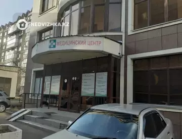 3-комнатная квартира, этаж 4 из 6, 88 м²